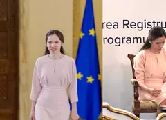 Câți bani a scos din buzunar Mirabela Grădinaru pentru rochia semnată de Andreea Raicu. Prima Doamnă, apariție rafinată la un eveniment