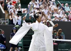 Naomi Osaka a uimit publicul la Wimbledon. Ținuta inspirată din „Kill Bill” care a făcut furori