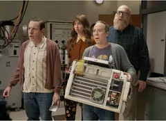 Ghinion la scară universală! Noul serial „Stuart nu poate salva universul”, un spin-off din „Teoria Big Bang”, se lansează pe HBO Max