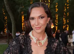 Adela Popescu, apariție elegantă într-o rochie din dantelă. Reacția amuzantă a lui Cosmin Seleși