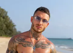 Cine este Daniel Chiorean de la „Insula Iubirii” 2026, sezonul 10. Are 35 de ani și este online fitness coach