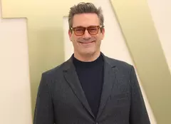 Jon Hamm și Zoey Deutch joacă împreună în comedia „Gail Daughtrey – Liber la sex cu vedete”. Când intră filmul în cinematografe