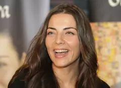 Actriţa Burcu Kara a vorbit cu TVmania. Cum şi-a cunoscut soţul frumoasa turcoaică