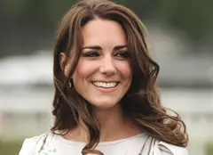 Kate Middleton este însărcinată a patra oară? Prințesa Charlotte a dat-o de gol!