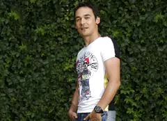 Răzvan Simion îşi aniversează ziua de naştere în Spania