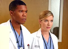 Tessa Ferrer şi Gaius Charles pleacă din „Anatomia lui Grey”