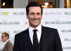 Jon Hamm („Mad Men”) se mută pe marele ecran