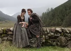 „Outlander”/„Străina” continuă cu episoade noi la AXN White din 27 mai