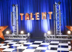 Elemente noi de decor la “Românii au talent” (Pro TV)
