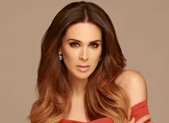 De ce stă Jacqueline Bracamontes departe de telenovele