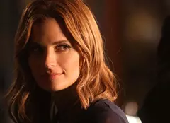Au apărut primele imagini video din serialul „Absența” („Absentia”), producție originală AXN, cu Stana Katic în distribuție