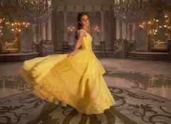 Fetelor, puneți bani deoparte! Disney lansează rochii de mireasă inspirate de cele purtate de prințese