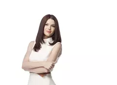 Prinţesa Polonic lansează „Supereroii din farfurie”, o carte de reţete pentru gătitul cu cei mici
