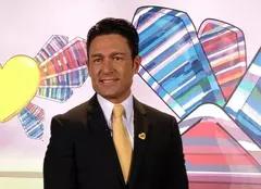 Cu cine se mai iubeşte Fernando Colunga