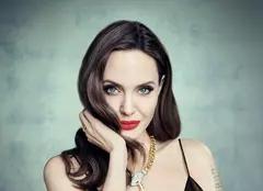Angelina Jolie nu a fost pregătită să filmeze „Maleficent: Mistress of Evil”: „Nu mă simțeam puternică”
