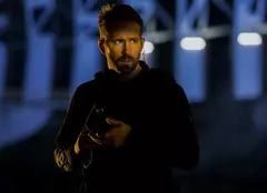 Netflix a lansat trailer-ul final pentru „6 Underground”, cu Ryan Reynolds