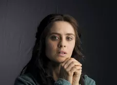 AMC aduce în premieră serialul „Numele trandafirului”: întâi pe platforma Digi, apoi la tv