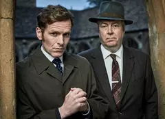 Sezonul opt din „Endeavour” se lasă așteptat. Când vom putea vedea continuarea serialului de la Epic Drama