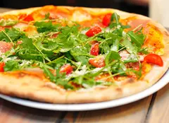 Cea mai delicioasă rețetă de post care poate fi gătită într-un cuptor de pizza!