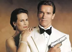 James Cameron pregătește un serial bazat pe comedia „Minciuni adevărate”