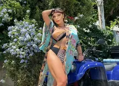Loredana Groza continuă șirul aparițiilor provocatoare! Ce a făcut artista de această dată
