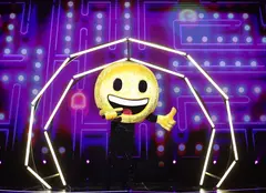 Surpriză la Masked Singer România! Cine este Emoji