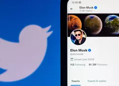 Elon Musk cumpără Twitter cu 44 de miliarde de dolari