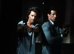 Filme la TV azi, 13 octombrie: „Tango și Cash”, „Misiune în paradis”, „Acasă la Coana Mare”,  „Jocul regal”