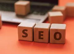 Cum îți poți îmbunătăți prezența online prin optimizarea SEO?