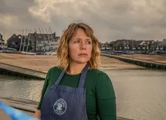 Serialul polițist „Pearl, detectiv la Whitstable” începe la DIVA. Programul de difuzare