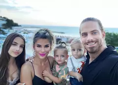 Cu ce se ocupă Alina Laufer. De ce ea și Ilan Laufer nu le cumpără prea multe jucării copiilor