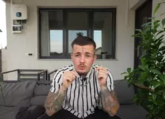 Cu ce se ocupă Zanni, câstigătorul Survivor All Stars, atunci când nu apare la televizor. Are propria firmă și obține câștiguri fabuloase