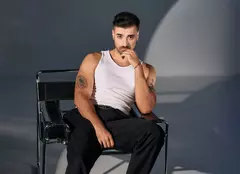 Liviu Teodorescu a lansat single-ul „Indiferența”. Cine joacă în clipul piesei
