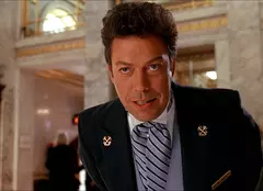 Tim Curry a ajuns în scaun cu rotile și nu poate renunța la vicii. Cum arată acum iubitul majordom din Singur acasă 2