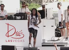 Wiz Khalifa, declarații surprinzătoare după ce a fost arestat în România pentru consum de droguri pe scena de la Beach, please!. „Nu am vrut să fiu lipsit de respect”