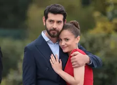 „Flori însângerate”, tot ce trebuie să știți despre noul serial turcesc de la Acasă. Premieră, poveste, protagoniști