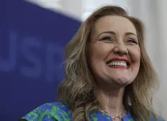Ce avere are Elena Lasconi, candidată la președinția României. Datoriile ei sunt considerabile