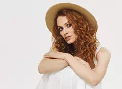 Michaela Prosan, înapoi în lumea serialelor. „Îmi plac femeile puternice”. EXCLUSIV