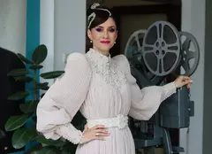 EXCLUSIV Iuliana Tudor aniversează 25 de ani la TVR cu o gală specială de Sărbători. Cum arăta vedeta la lansare