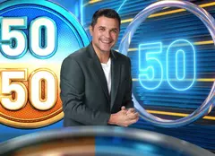 Gabriel Coveșeanu prezintă emisiunea „50/50”. Tot ce știm despre noul quiz show de la Prima TV