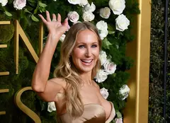 Cine sunt câștigătorii Globurilor de Aur, ediția 2025. Nikki Glaser a făcut istorie ca prima femeie care a găzduit singură ceremonia