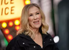 Ce avere avea Catherine O'Hara după decenii întregi de carieră. Strânsese o sumă impresionantă și ducea o viață lipsită de griji