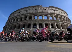 Ce poți să urmărești la televiziunile Warner Bros. Discovery în mai 2025. Eurosport transmite turneul Roland-Garros și Giro d'Italia