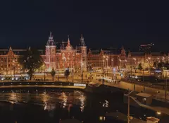 National Geographic lansează o nouă serie documentară: „Amsterdam: Gara centrală”. Când este difuzat primul episod