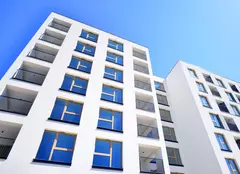 Imobiliare.ro: 2 din 3 cumpărători anticipează creșteri de preț semnificative în următorul an. Ce se întâmplă cu prețurile apartamentelor?