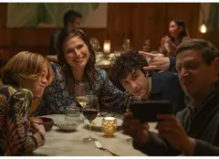 „The Chair Company” pe HBO Max: Serialul creat de Tim Robinson promite umor și conspirații începând cu 13 octombrie