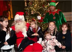 Laura Cosoi, Crăciun în avans cu familia. Actrița a dezvăluit rețeta tortului de mere care nu lipsește de la masa festivă