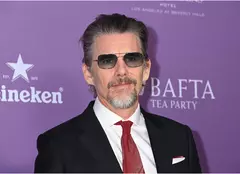 Ethan Hawke, atac fără precedent la adresa lui Tom Cruise. Actorul de 55 de ani răbufnește: „O parte din mine se enervează!”