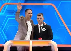 Cine este tânărul „la patru ace” care l-a lăsat mască pe Dan Negru? A câștigat o sumă frumușică la debutul noului sezon „Jocul cuvintelor”