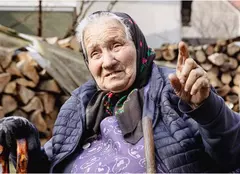 Cine este Floarea Bolojan, mama premierului Ilie Bolojan. Mesajul ei despre PSD și viața în Birtin